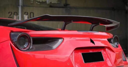 CD Carbon rear air grille compatible with Ferrari 488 - Image 2