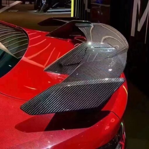 Carbon rear spoiler compatible with BMW M4 G82
