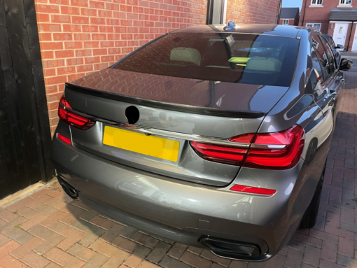 Carbon spoiler lip compatible with BMW 7 Series G11 G12 - Image 2