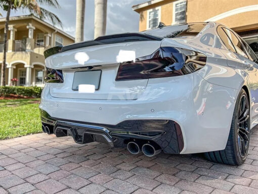 Carbon rear diffuser compatible with BMW M5 F90 - Image 3