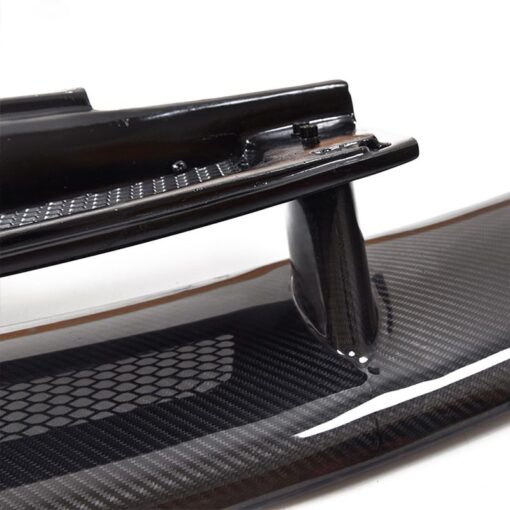 Carbon rear spoiler compatible with Audi R8 V10 4S - Image 2